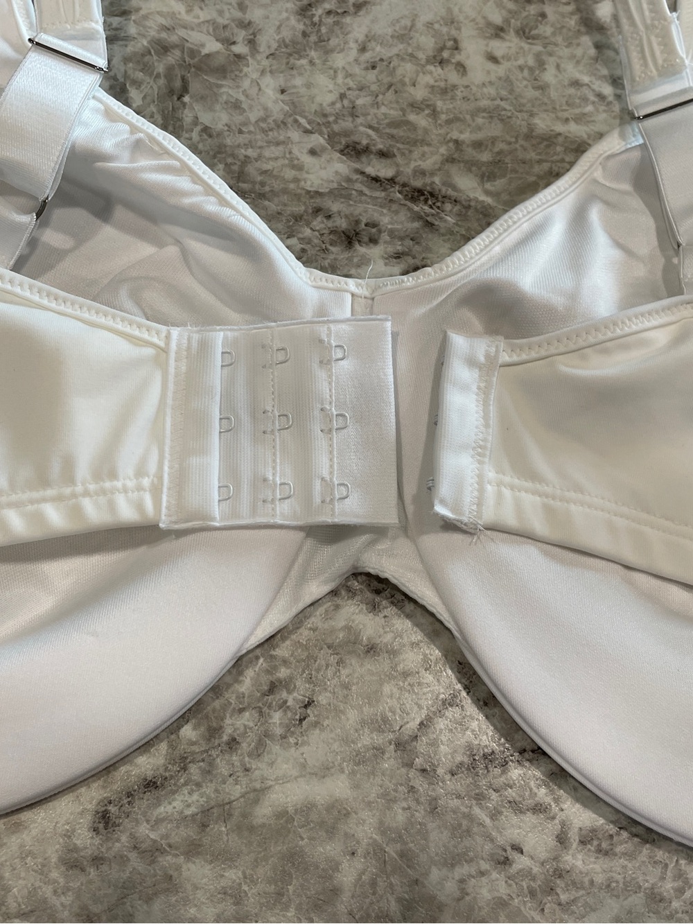 2- Bali Minimizer Bra 42DDD - NWT & NWOT - white & floral - Picture 9 of 10